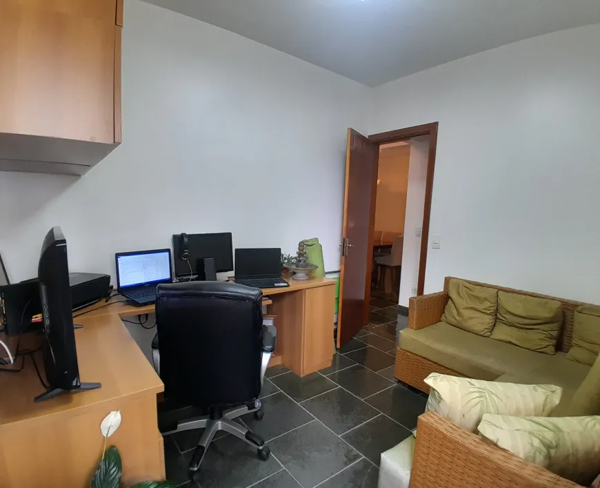 .30a7186e9cb4f33dac8281f9d1a28e2e