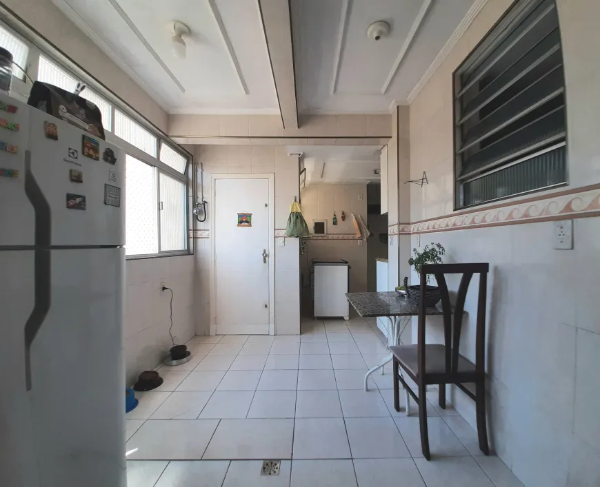 33cfe17c670833a3bf09e60d154b66fb