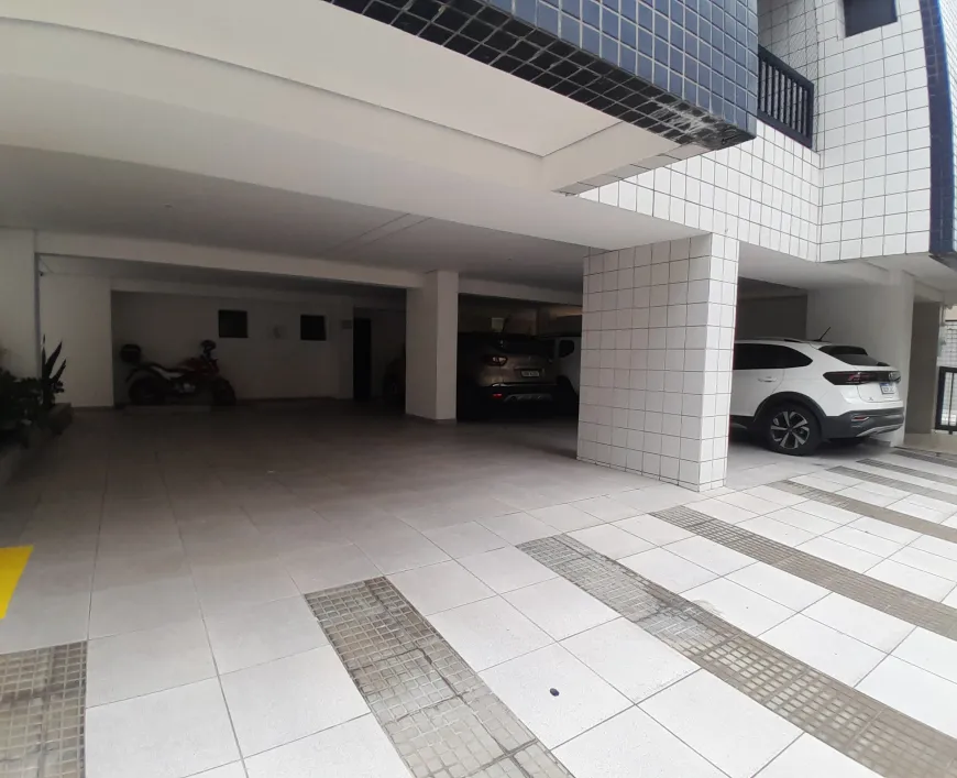 42804d55605d85d2e126a1f5a12073a1