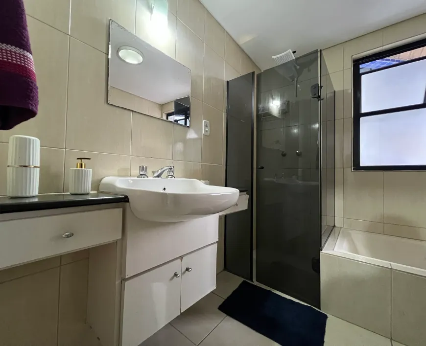 7f8a2d5f8cb0b9d25253662b727caca7