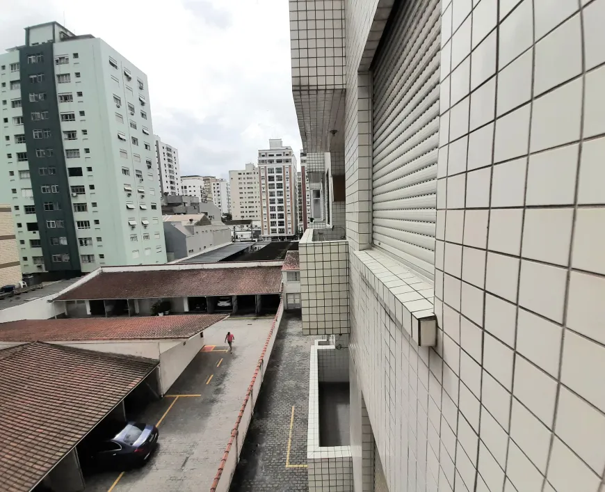 b48476cfe76a30ec92606baa4ed4368e