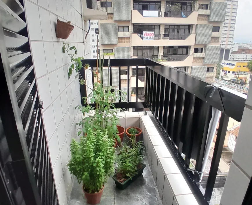 .b562cf42bb6982bf09fe01d64b6989f6