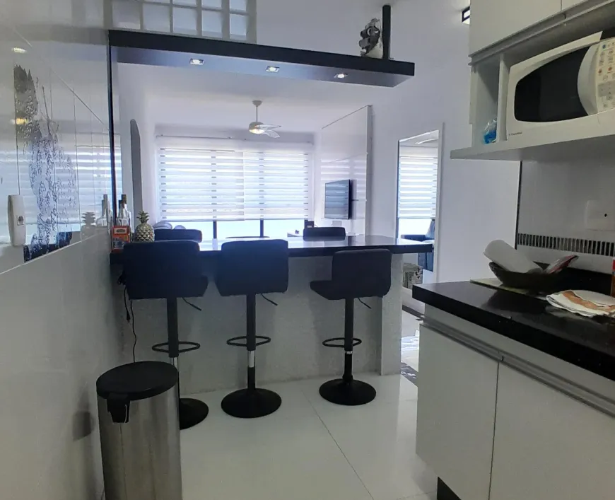 e395b82c83a6331481d709cdd9b363f8